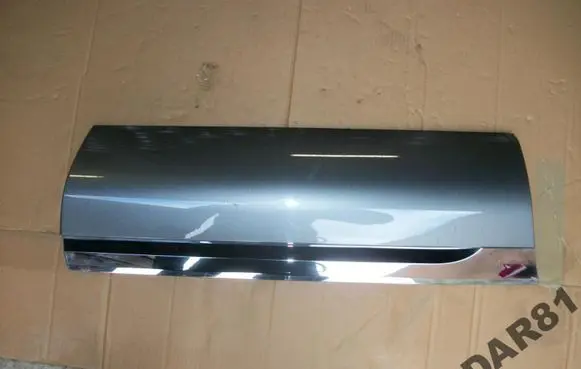 Volkswagen Touareg II Rear arch trim