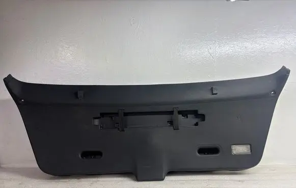 BMW 3 E46 Tailgate/boot lid cover trim 7036181 8251554 7036182