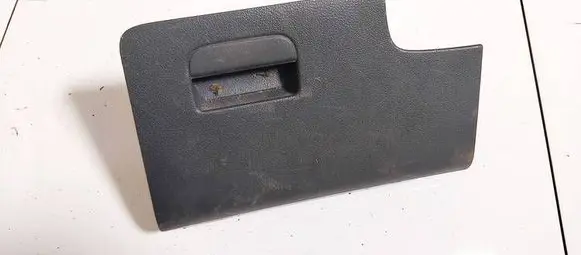 Volkswagen Golf Plus Glove box 5m1857921