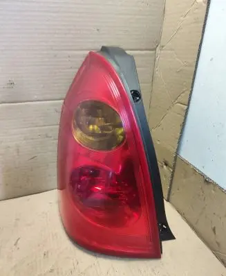 Nissan Primera Rear/tail lights E21289