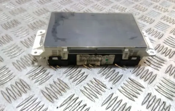 Nissan Primera Screen/display/small screen 28090BN800A