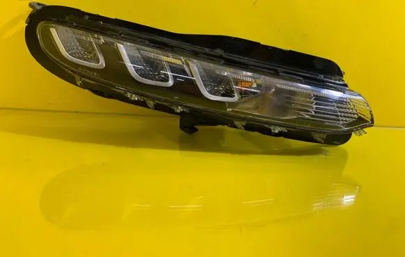 Citroen C3 Headlight/headlamp 9820877880