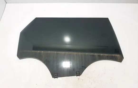 Peugeot 5008 Rear door window glass 9821233480
