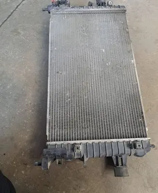 Opel Astra H Coolant radiator