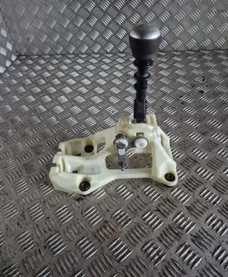 Hyundai Sonata Gear shifter/selector