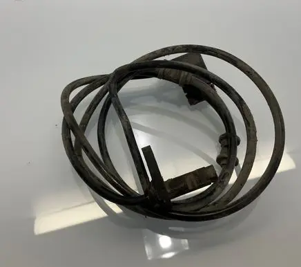 Mercedes-Benz E W211 Rear ABS sensor wiring 