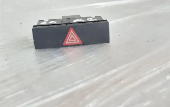 Audi A6 S6 C6 4F Hazard light switch 4F0941509
