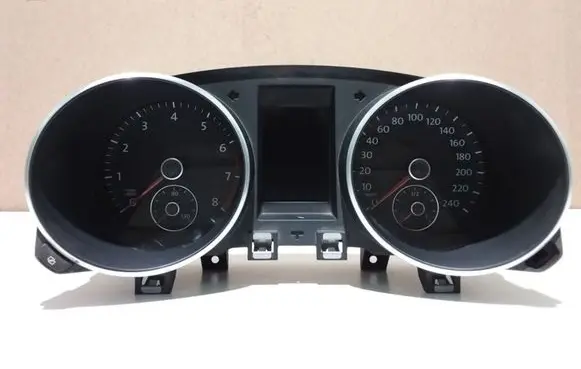 Volkswagen Golf VI Speedometer (instrument cluster) 5K0920870F