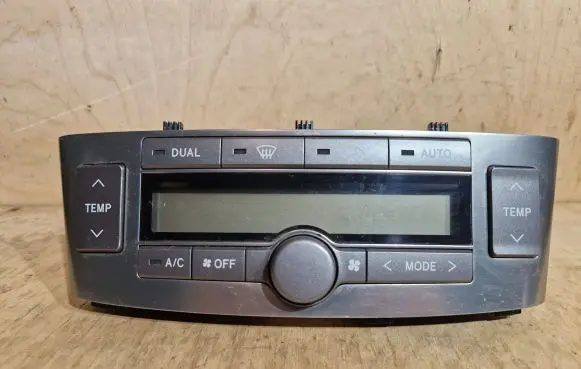 Toyota Avensis T250 Climate control unit 5590007170 MB1465700803 5590205060G