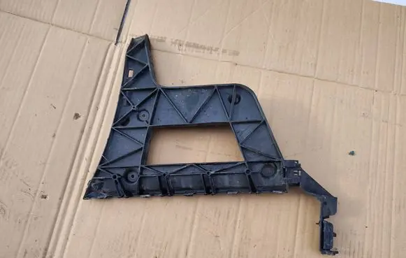Audi A4 S4 B8 8K Bumper support mounting bracket corner 