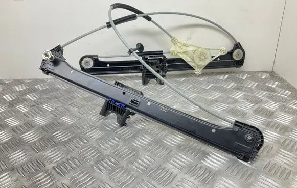 Audi A3 S3 8V Front door electric window regulator 8V3837462A