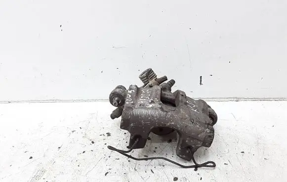 Mazda 3 I Rear brake caliper