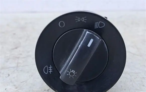Volkswagen Polo Light switch 6Q0941531B