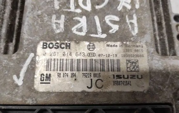 Opel Astra H Engine control unit/module 0281014643 98074154 8980741541