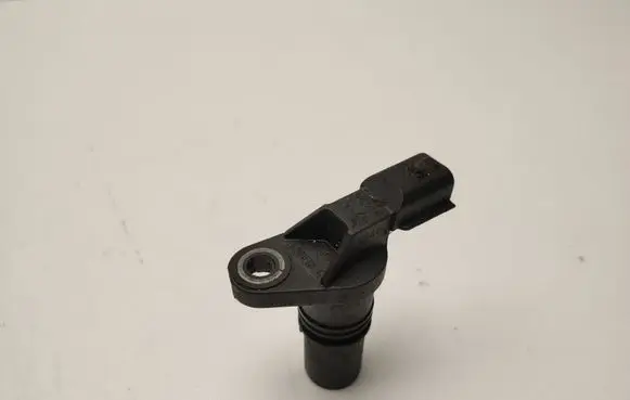 Mercedes-Benz A W176 Crankshaft position sensor 8200885209