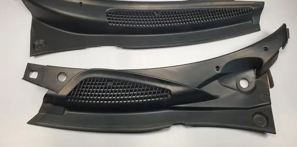 Chrysler Sebring (ST-22 - JR) Wiper trim 04805491