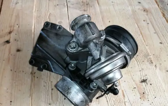 Mercedes-Benz C W202 Throttle valve 6040980517 0021401760