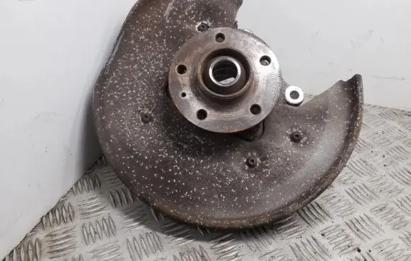Audi A5 8T 8F Rear wheel hub 8K0505431AR