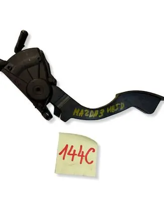 Mazda 3 I Accelerator throttle pedal 4M519F836AH