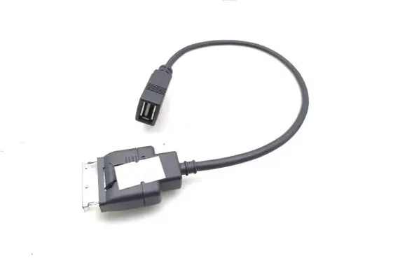 Mercedes-Benz E A207 USB socket connector A0028272304