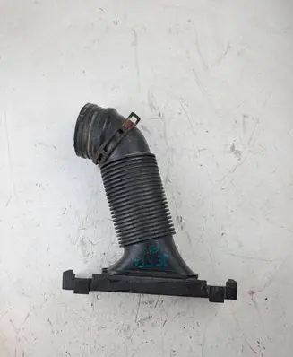 Volkswagen Jetta V Intercooler hose/pipe 1K0129621D 1K0129609B 1K0129618Q