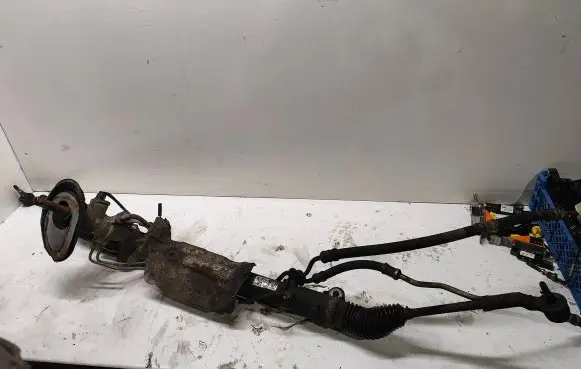 Ford Focus Steering rack 5M513200