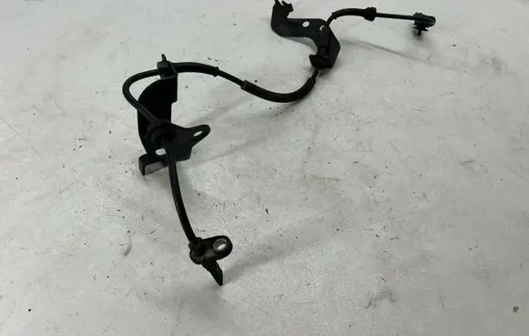 Maserati Ghibli ABS rear brake sensor 670035289
