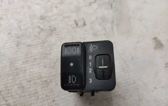 Mercedes-Benz Sprinter W901 W902 W903 W904 Headlight level height control switch 2D0959561F