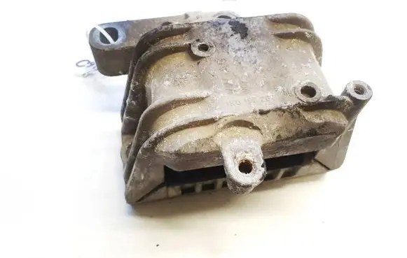 Skoda Octavia Mk2 (1Z) Engine mount bracket 1k0199202