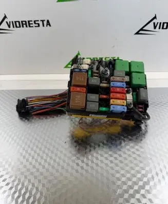 Peugeot 308 Fuse module 9673062180 9804848580 192642E