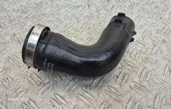 Intercooler hose/pipe