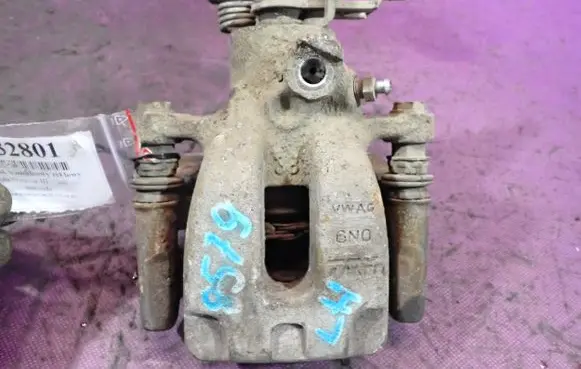 Skoda Octavia Mk3 (5E) Rear brake caliper