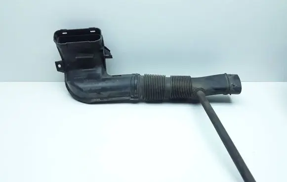 Volvo C30 Air intake duct part 30792106