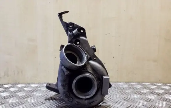 Mercedes-Benz C W203 Turbo A6460900180