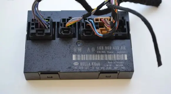 BMW 2 F22 F23 Other devices 1K0959433AK