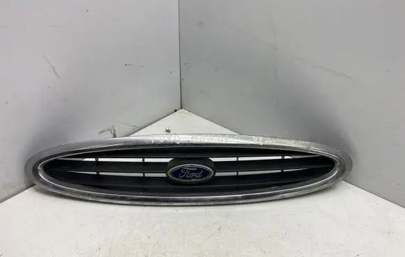 Ford Mondeo MK II Front grill 96BG820