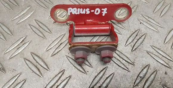 Tailgate/trunk/boot hinge