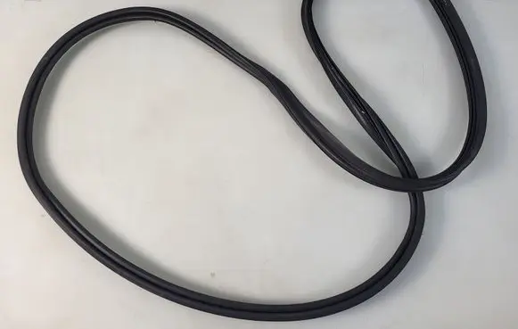 Mercedes-Benz GLC C253 Trunk rubber seal (body) A2537400078