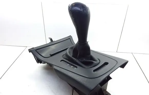 Gear shifter/selector