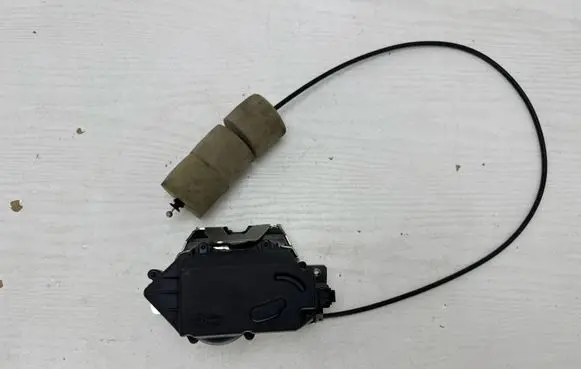 Mercedes-Benz E W211 Tailgate/trunk/boot lock/catch/latch 1120131 1LLLA0Q