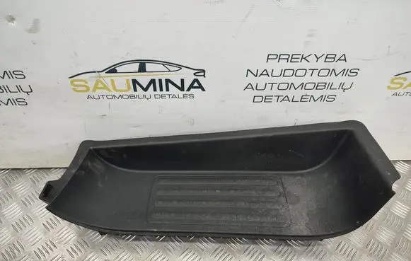 Volkswagen Transporter - Caravelle T5 Front sill trim cover 7H0863736F