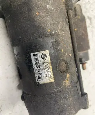 Nissan X-Trail T30 Starter motor 233008H80T