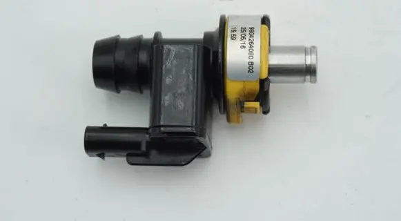 Peugeot 2008 I Oil breather separator 9804264080