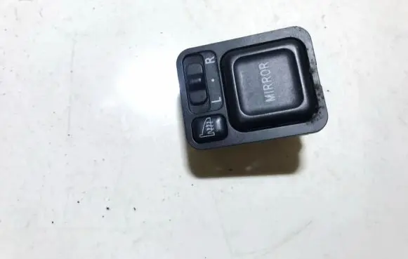 Honda Civic Wing mirror switch s5aj211m1