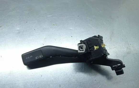 Skoda Octavia Mk2 (1Z) Indicator stalk 1k0953513