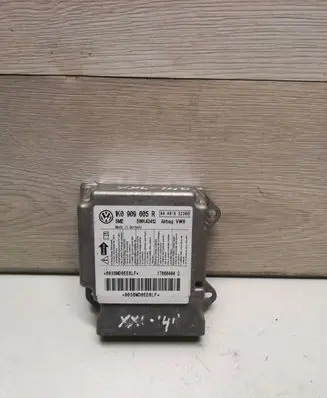 Volkswagen Golf V Airbag control unit/module 1K0909605R 5WK43412 04H018S2300