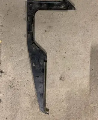 Ford Transit Front door glass trim molding 6C16V22370AAW