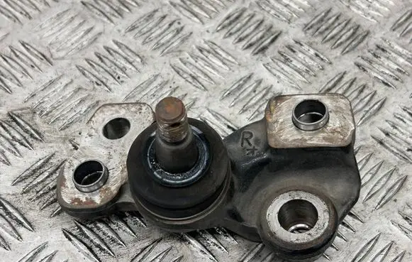 Toyota Mirai II Front ball joint 