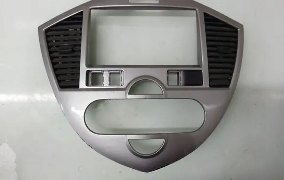 KIA Carens I Dash center air vent grill 