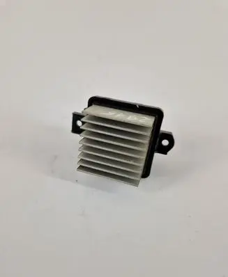 Mitsubishi Outlander Heater blower fan relay 05914E